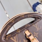 louis-vuitton-around-me-pm-monogram-canvas-handbags–M47117_PM2_Front_view