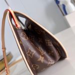 louis-vuitton-around-me-pm-monogram-canvas-handbags–M47117_PM2_Front_view