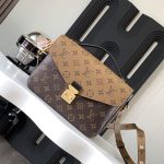 louis-vuitton-pochette-métis-monogram-reverse-canvas-handbags–M44876_PM2_Front_view