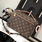 louis-vuitton-pochette-metis–M44875_PM1_Worn_view