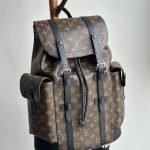 louis-vuitton-christopher-mm–M43735_PM2_Front_view