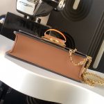 louis-vuitton-dauphine-chain-wallet-other-monogram-canvas-wallets-and-small-leather-goods–M68746_PM2_Front_view