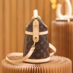 louis-vuitton-duffle-bag-monogram-canvas-handbags–M43587_PM2_Front_view