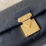 louis-vuitton-favorite–M45813_PM2_Front_view