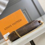 louis-vuitton–M58009_PM2_Front_view