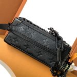 louis-vuitton–M55702_PM2_Front_view