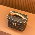 louis-vuitton-nice-mini–M44495_PM2_Front_view