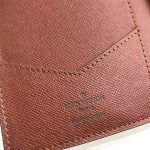 louis-vuitton-passport-cover–M64502_PM2_Front_view