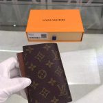 louis-vuitton-passport-cover–M64502_PM2_Front_view