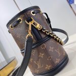 louis-vuitton-canoé-monogram-canvas-handbags–M83480_PM2_Front_view