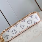 louis-vuitton-wallet-on-chain-ivy–M83499_PM2_Front_view