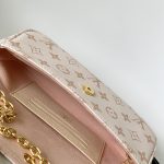 louis-vuitton-wallet-on-chain-ivy–M83091_PM2_Front_view