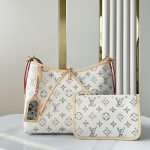 louis-vuitton-carryall-pm–M24707_PM2_Front_view