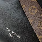 louis-vuitton-carryall-mm–M25143_PM1_Side_view