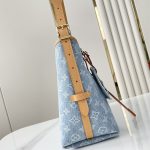 louis-vuitton-carryall-pm-other-monogram-canvas-handbags–M11462_PM2_Front_view