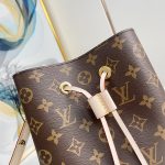 louis-vuitton-néonoé-bb-monogram-canvas-handbags–M46581_PM2_Front_view