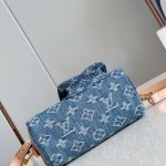 louis-vuitton-nano-speedy–M82950_PM1_Cropped_worn_view