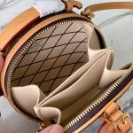 louis-vuitton–M44699_PM2_Front_view