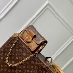 louis-vuitton-dauphine-east-west–M46757_PM2_Front_view