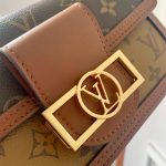 louis-vuitton-dauphine-east-west–M46757_PM2_Front_view