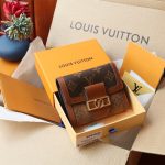 louis-vuitton-dauphine-compact-wallet–M68725_PM2_Front_view