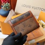 louis-vuitton-dauphine-compact-wallet–M68725_PM2_Front_view