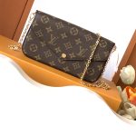 louis-vuitton-pochette-félicie-monogram-canvas-handbags–M81896_PM2_Front_view