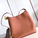 louis-vuitton-low-key-hobo-mm-low-key-handbags–M24974_PM2_Front_view