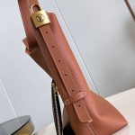 louis-vuitton-low-key-hobo-mm-low-key-handbags–M24974_PM2_Front_view