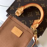 louis-vuitton-petit-sac-plat-bag-monogram-canvas-wallets-and-small-leather-goods–M81295_PM2_Front_view