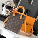 louis-vuitton-petit-sac-plat-bag-monogram-canvas-wallets-and-small-leather-goods–M81295_PM2_Front_view