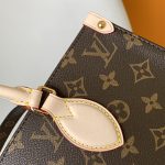 louis-vuitton-sac-plat-pm–M46263_PM1_Ambiance_view