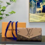 louis-vuitton-sarah-wallet-other-monogram-canvas-wallets-and-small-leather-goods–M80726_PM2_Front_view