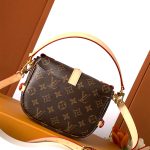 louis-vuitton-saumur-bb-monogram-canvas-handbags–M46740_PM2_Front_view