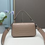 fendi-baguette-reedition-crocodile-apricot-1.jpg