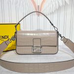 fendi-baguette-tiffany-crocodile-khaki-1.jpg