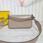 fendi-baguette-tiffany-crocodile-khaki-1.jpg