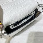 fendi-baguette-tiffany-crocodile-white-1.jpg