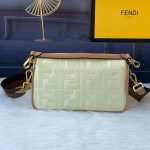 fendi-baguettebag-ffcanvas-apricot-1.jpg