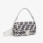 fendi-baguettebag-ffcanvas-blackwhite-1.jpg