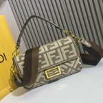 fendi-baguettebag-ffcanvas-grey-1.jpg