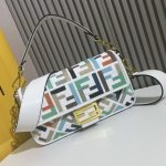 fendi-baguettebag-ffcanvas-multiwhite-1.jpg