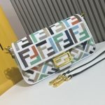 fendi-baguettebag-ffcanvas-multiwhite-1.jpg