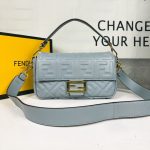 fendi-baguettebag-ffnapper-skyblue-1.jpg