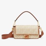 fendi-baguettebag-ffstraw-beige-1.jpg