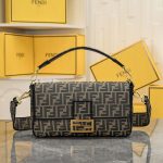 fendi-large-baguettebag-fffabric-brown-1.jpg