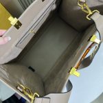 fendi-large-sunshineshopperbag-romacalf-khaki-1.jpg