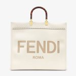 fendi-large-sunshineshopperbag-romacalf-white-1.jpg