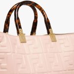 fendi-medium-sunshineshopperbag-ffnappa-pink-1.jpg