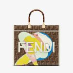 fendi-medium-sunshineshopperbag-girls-fffabric-brown-1.jpg